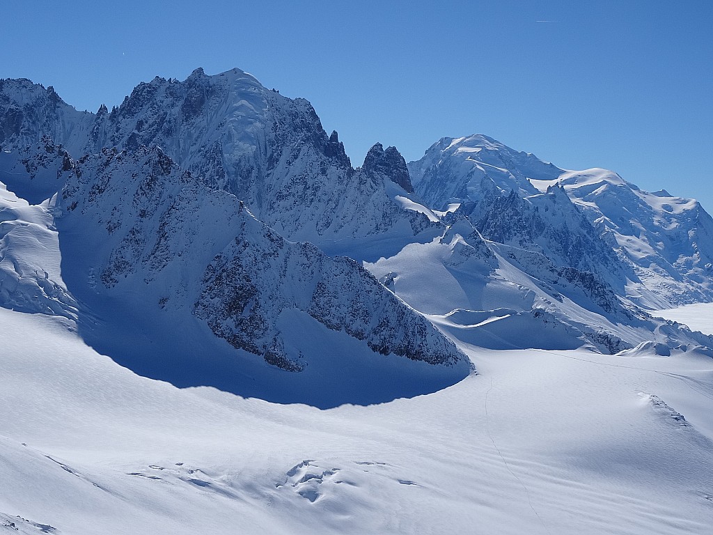 derrière le Chardonnet : Mont Blanc petit