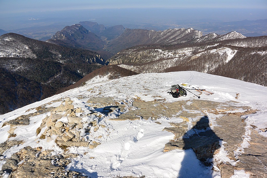#6 Le Saou : Vue sur le fameux synclinal perché, si particulier (montagne en forme de bateau de 12km * 2/2,5) Le Saou : Vue sur le fameux synclinal perché, si particulier (montagne en forme de bateau de 12km * 2/2,5)