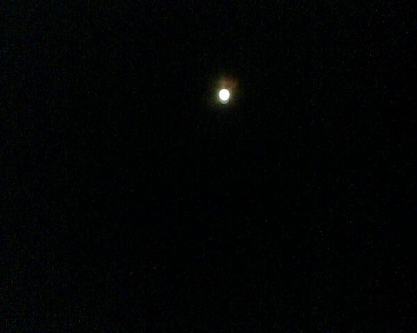 Lune : Photo Bof !
Mais quel bel éclairage naturel pour descendre