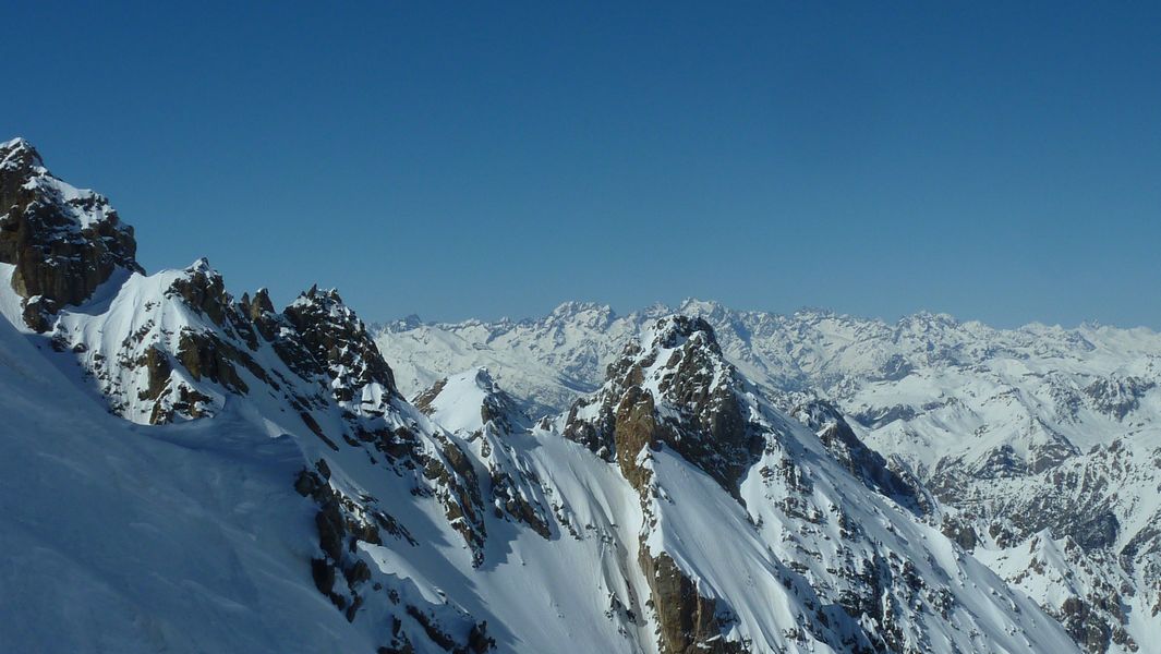 Ecrins : Ailefroide et Pelvoux surnagent au dessus des autres