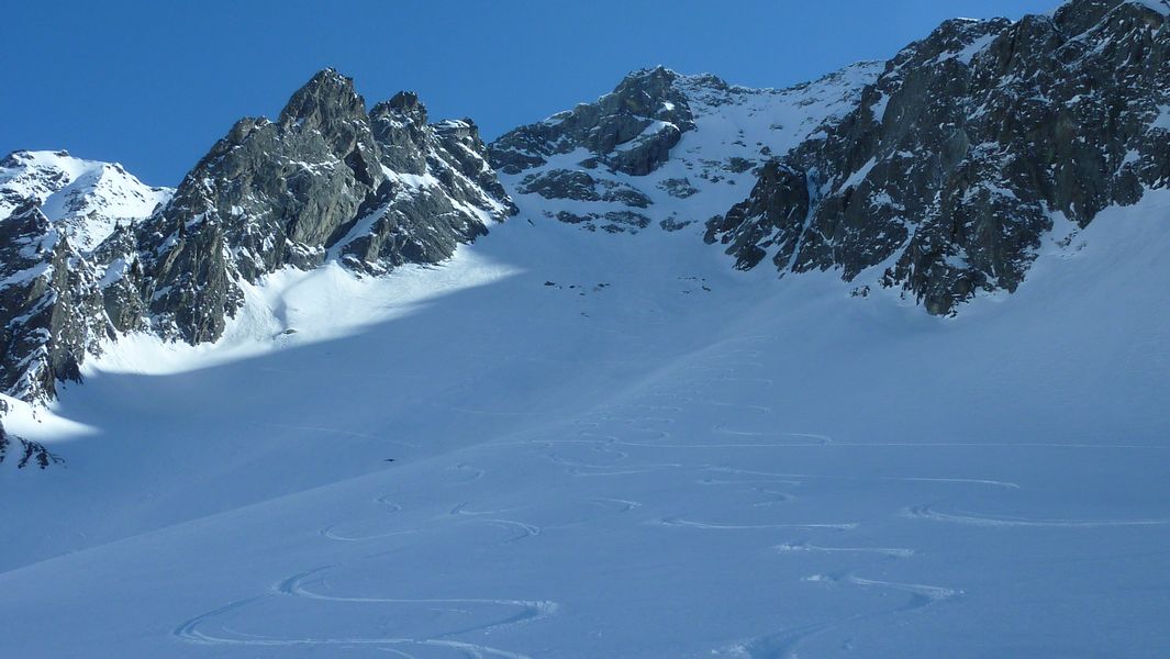 #15 Courbes en tout genre : une superbe neige ! Courbes en tout genre : une superbe neige !