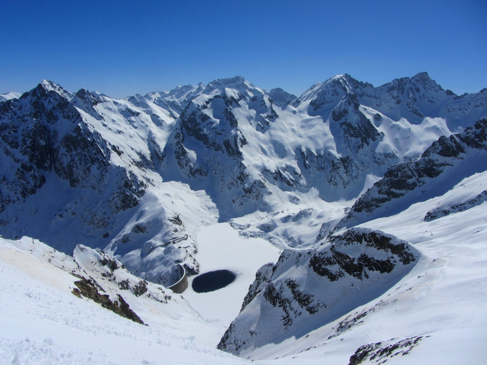 #6 Tour de l Tour de l'Argentera : Hauts sommets du Mercantour en toile de fond.