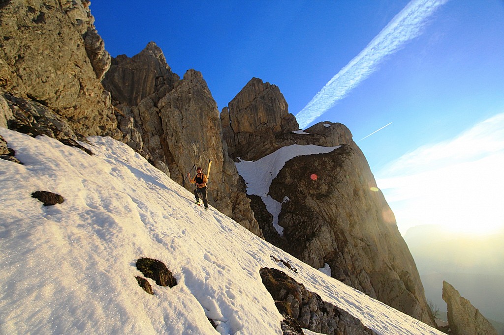 #6 Magique !! : On profite des premiers rayons du matin, et ben c Magique !! : On profite des premiers rayons du matin, et ben c'est l'heure de revenir déjà.. pas le temps d'attendre que la neige soit revenu. Il faudra repasser dans le coin...