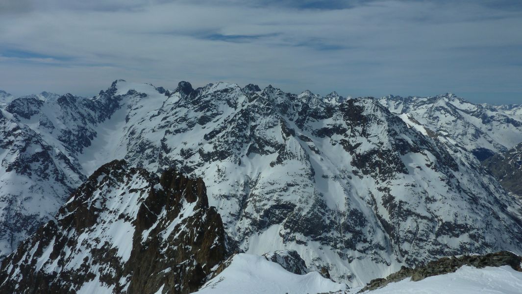#9 Vers le Sud : Le glacier des Rouies est bien blanc Vers le Sud : Le glacier des Rouies est bien blanc