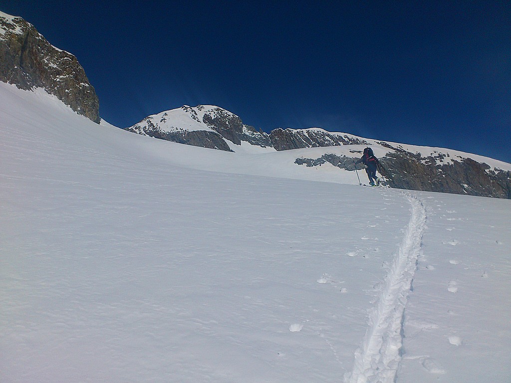 #6 Objectif en vue ! : On arrive bientôt au col du Gioberney Objectif en vue ! : On arrive bientôt au col du Gioberney