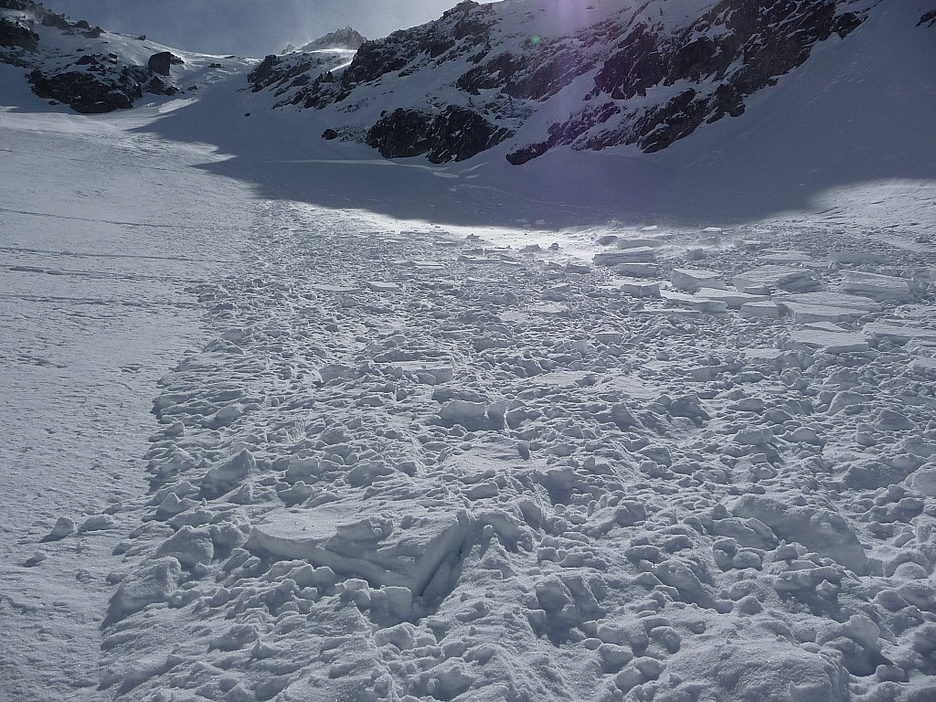#7 Pointe de Rognier : vent fort-accu-coulées, un peu partout Pointe de Rognier : vent fort-accu-coulées, un peu partout