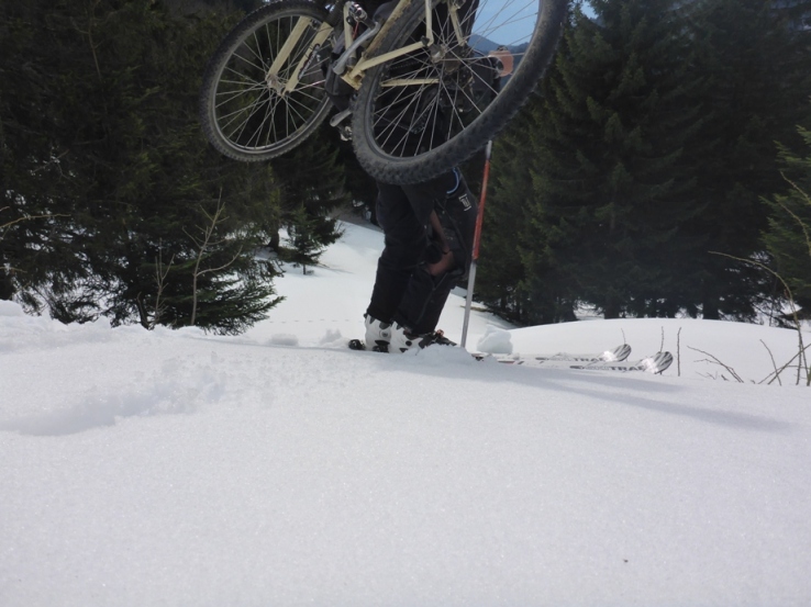 Velo-Ski-Velo : Petite gaudille (sisi ;)) mais problème de cadrage, le retardataire avait de l'avance