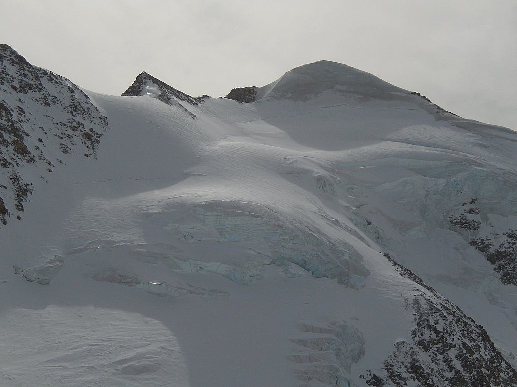 Dômes de Miage : Aiguille N de Tré la Tête, en glace