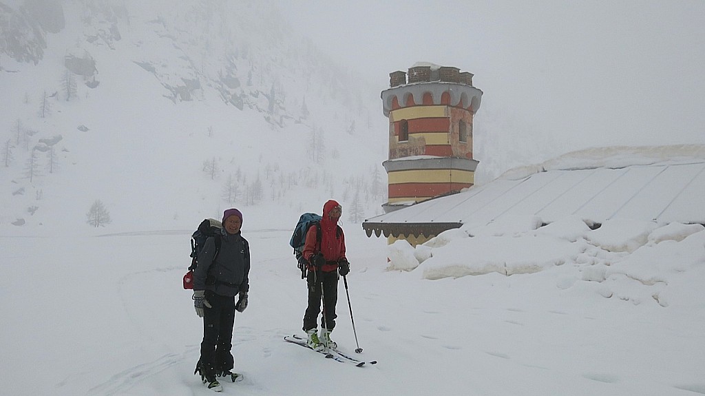 #13 J3 Refuge de Valasco : La petite cabane de chasse de Victor Emmanuel J3 Refuge de Valasco : La petite cabane de chasse de Victor Emmanuel