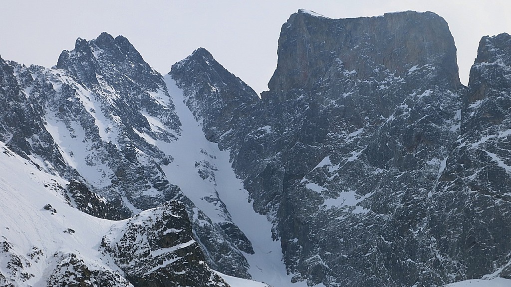 #36 Couloir du Lourousa : pas de trace encore, à qui l’honneur? Couloir du Lourousa : pas de trace encore, à qui l’honneur?
