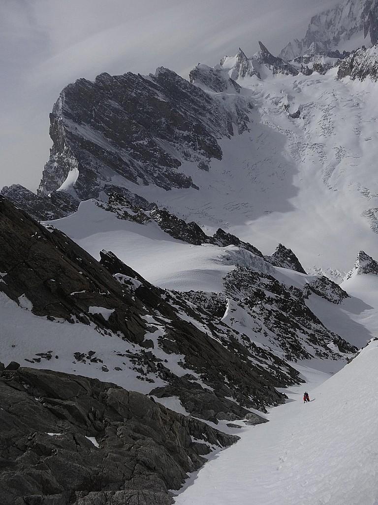 #4 Aiguille de Talèfre : Flo, qui fait exprès d Aiguille de Talèfre : Flo, qui fait exprès d'être derrière pour être sur les photos