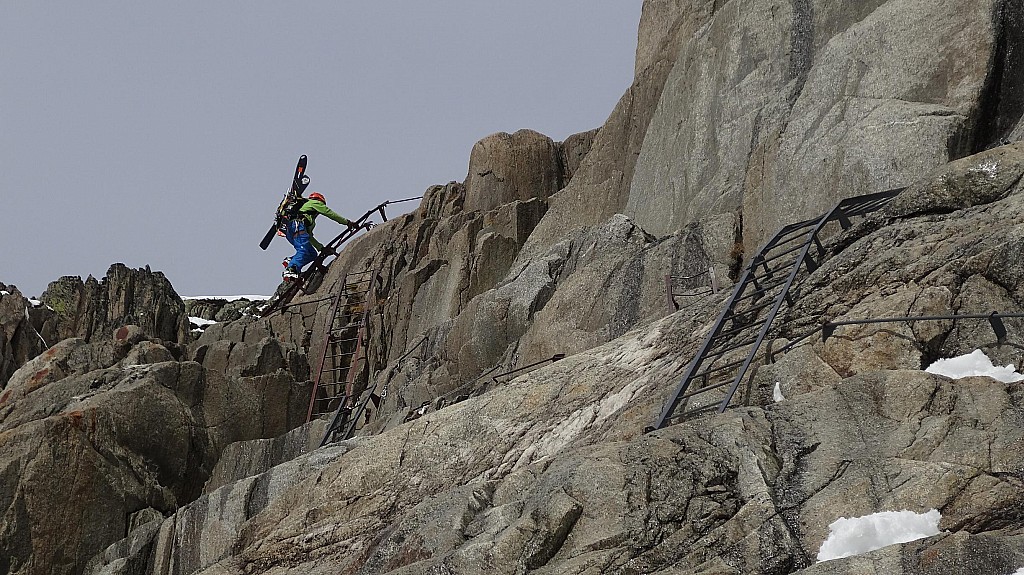 #7 Col du Tacul : Un accès au refuge étonnant! Col du Tacul : Un accès au refuge étonnant!