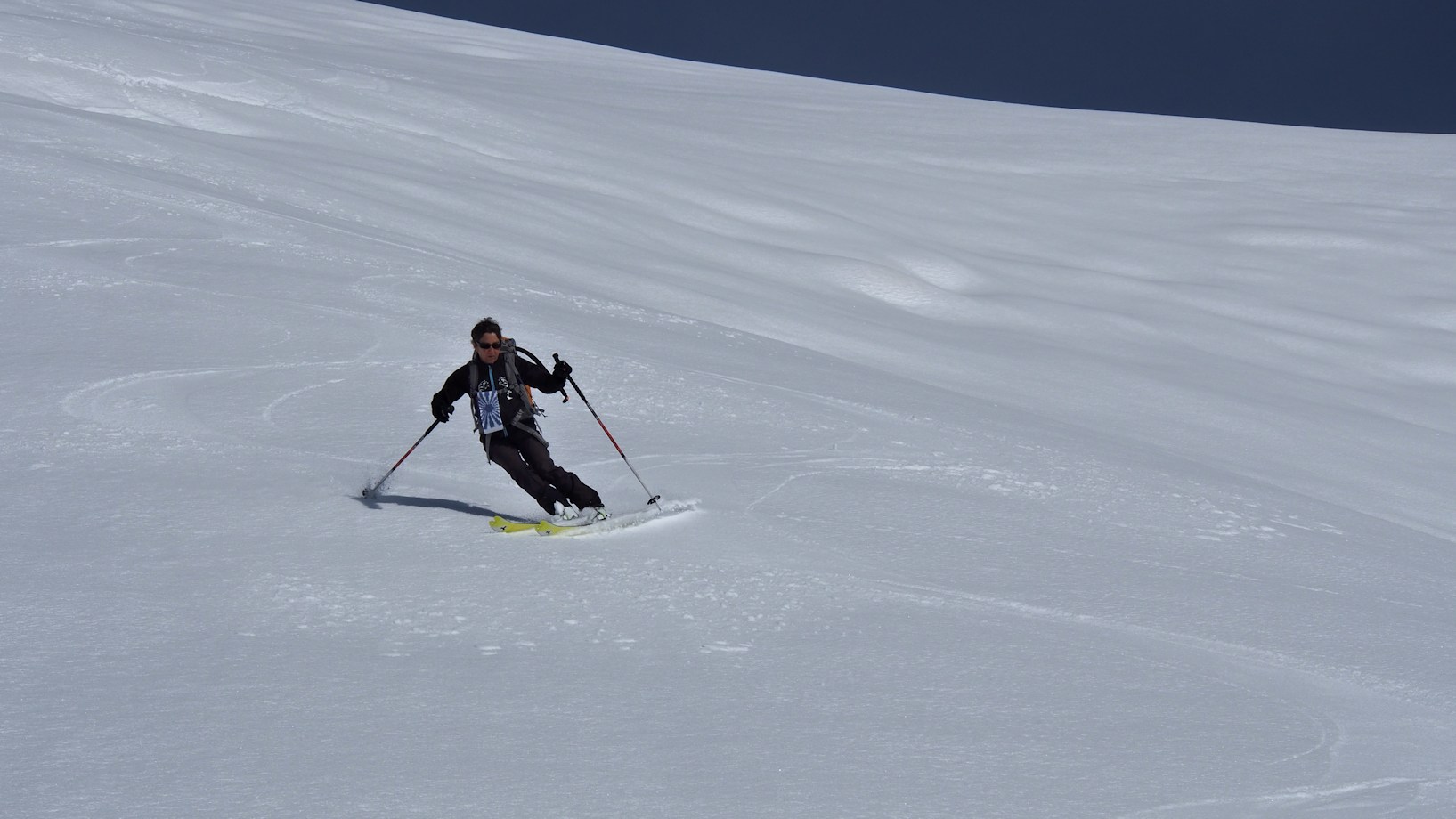 #8 Descente versant SE : Moquette excellente à 11h00. Descente versant SE : Moquette excellente à 11h00.