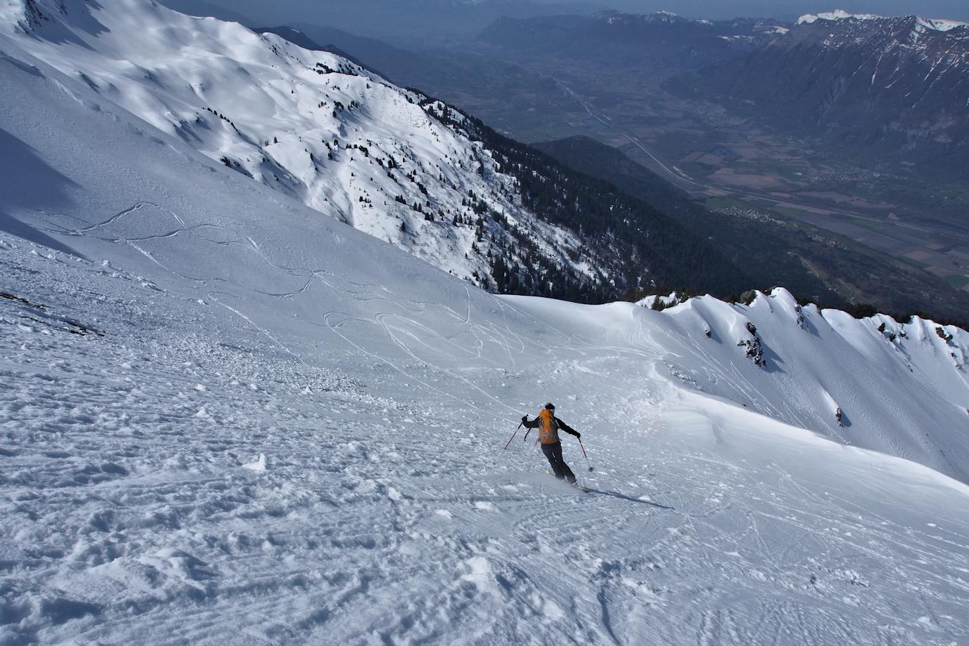 Descente versant SO : Encore un peu dur dans le haut.