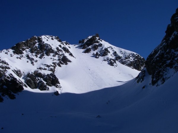 #1 Face sud de Jasse Brallard : En regardant bien on voit la trace de la coulée Face sud de Jasse Brallard : En regardant bien on voit la trace de la coulée