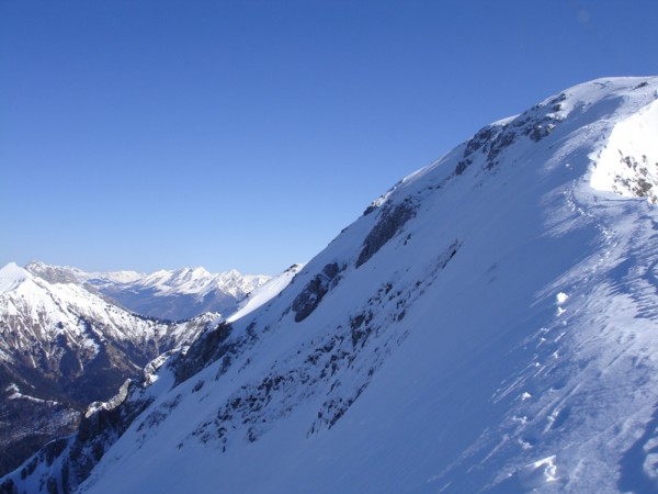 #3 Face Nord : L Face Nord : L'austère face Nord du Pécloz. Ca avait l'air bien soufflée