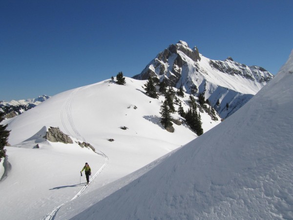 #2 vallon de Souvroz : Valentin monte dans le vallon de Souvroz (photo Nicole) vallon de Souvroz : Valentin monte dans le vallon de Souvroz (photo Nicole)