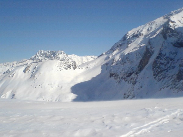 #13 Col des Thurges au fd : depuis col du Vallonnet Col des Thurges au fd : depuis col du Vallonnet