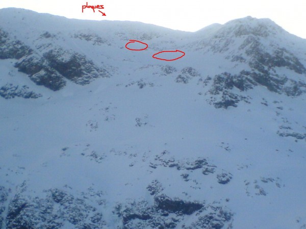 #8 passage pr Dôme Sonnailles : plaques apparentes ds le passage passage pr Dôme Sonnailles : plaques apparentes ds le passage