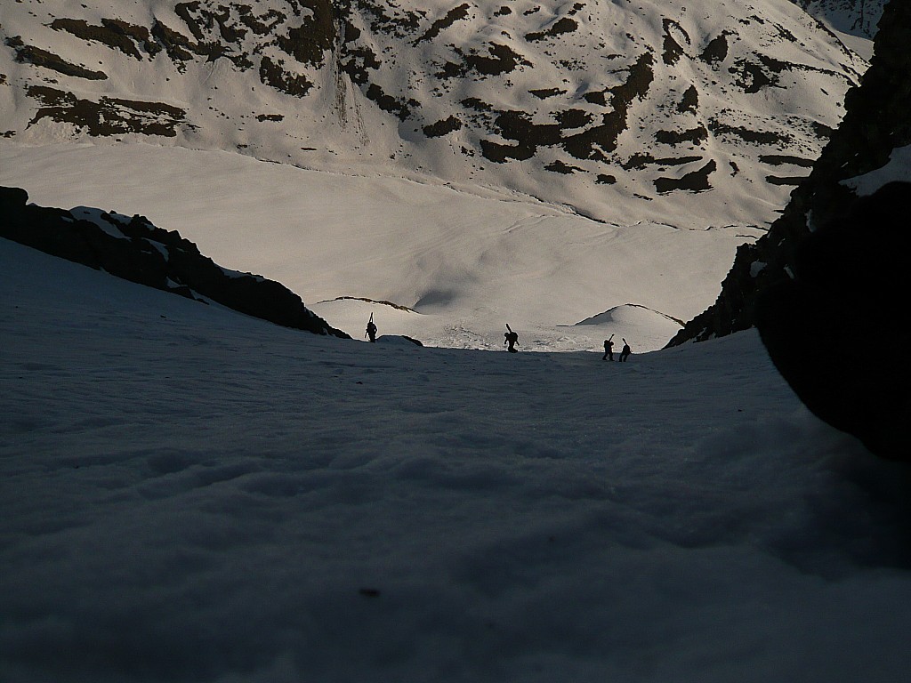 #17 ratissieres : bas du couloir ratissieres : bas du couloir