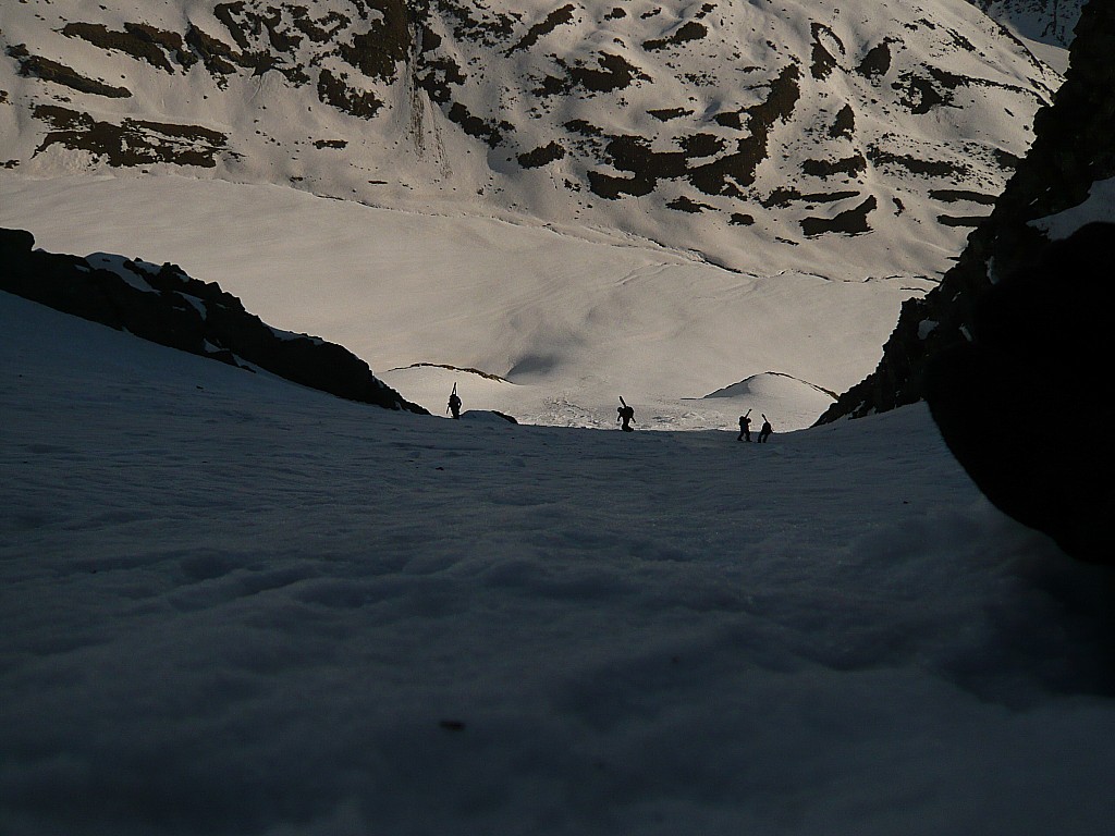 ratissieres : bas du couloir