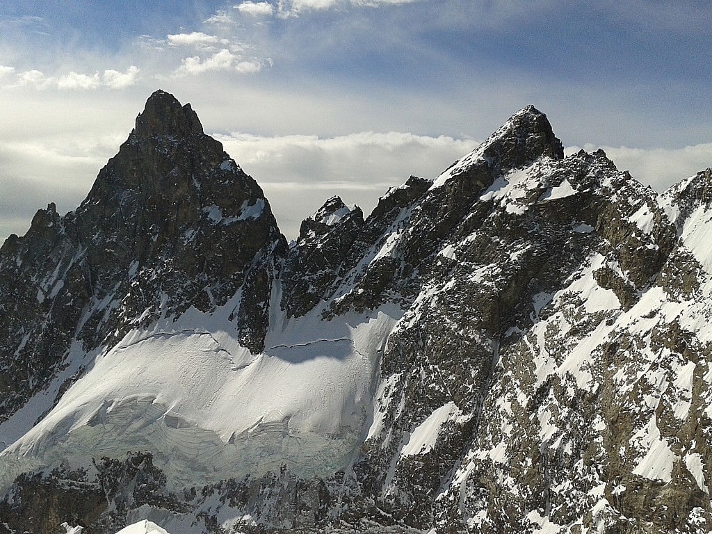 Tour Meije : Gaspard et Pavé.... arête déchirée