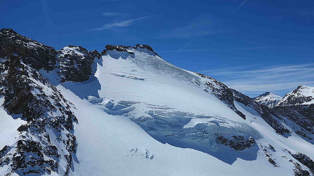 #11 Petite Ciamarella : Euh, elle est pas censée être en neige elle? Petite Ciamarella : Euh, elle est pas censée être en neige elle?