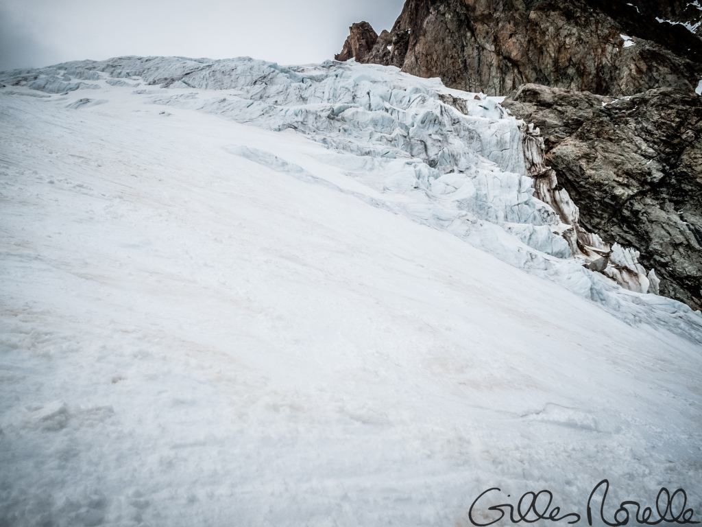 #27 Couloir... : sous les seracs. Ne pas trainer... Couloir... : sous les seracs. Ne pas trainer...
