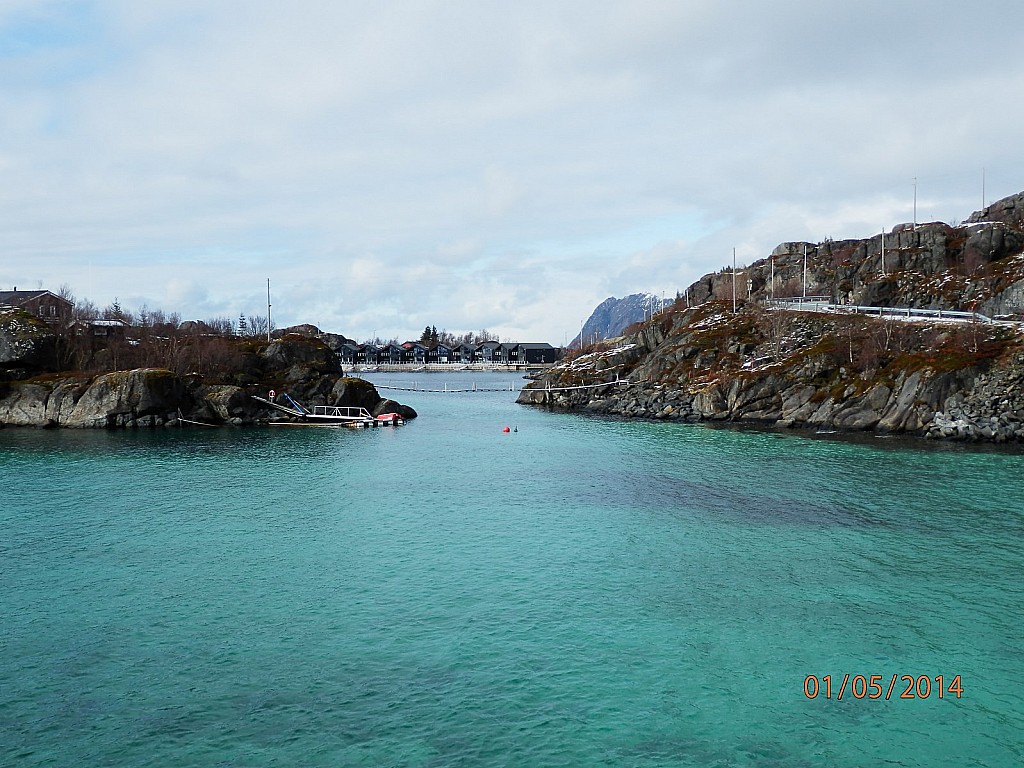 Les magnifiques eaux : turquoises du secteur de Verket