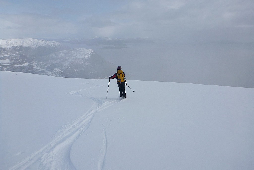 Magnifique descente face : au fjord