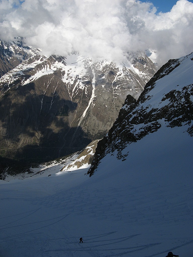 Vue sur la pente de descente! : Jolie vue sur toute la pente jusqu'au refuge de l'Alpe!