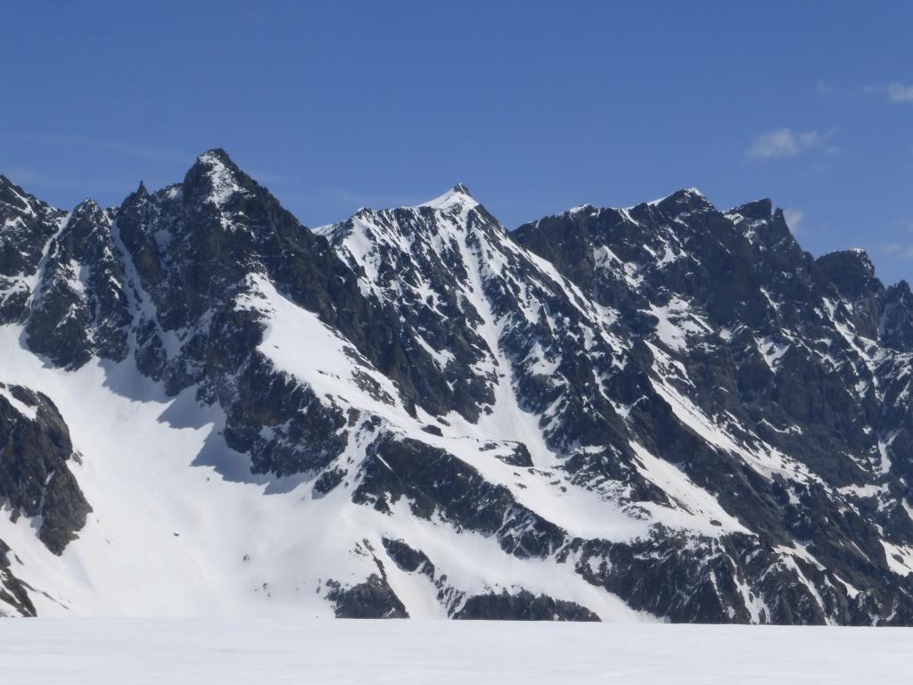 #10 couloir w du pic de dormilouse : fait il y a 2 ans ,toujours avec stef couloir w du pic de dormilouse : fait il y a 2 ans ,toujours avec stef