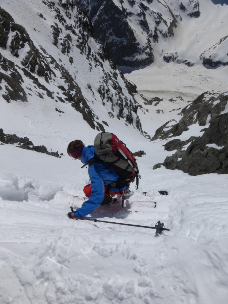 un finlandais croisé au col : descente en ski face sud