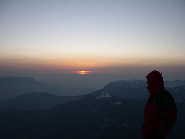 Comtemplation : Contemplation du sommet sur le coucher de soleil...Y'a pas a dire c'est la haut qu'on est le mieux!!