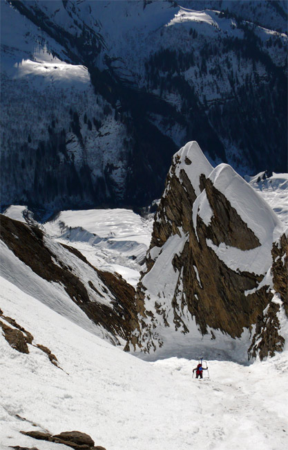 #2 Couloir du bas : Dans le couloir qui donne accès à la face Sud. Couloir du bas : Dans le couloir qui donne accès à la face Sud.