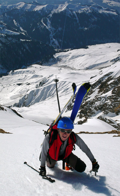 #4 moms : moms sort de la partie raide. moms : moms sort de la partie raide.