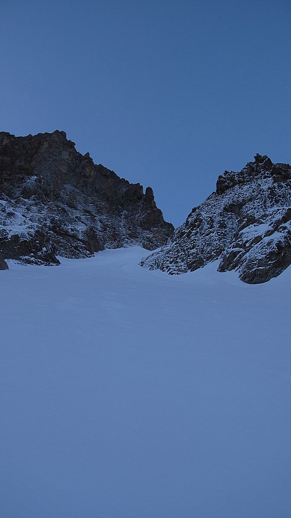 #3 Glacier Long : Plus que 650m à tracer soit environ 2000 marches :p Glacier Long : Plus que 650m à tracer soit environ 2000 marches :p