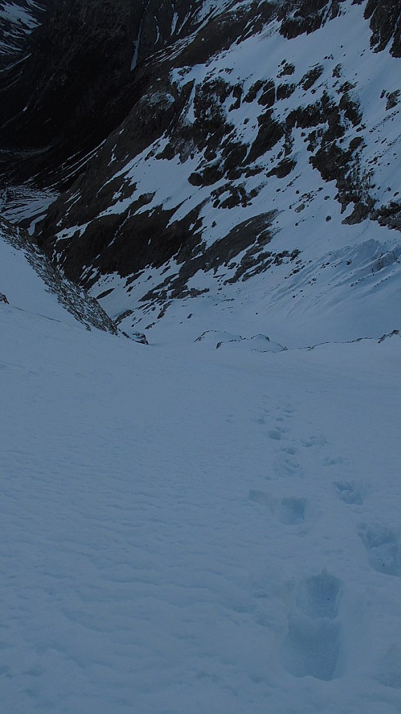 #8 Glacier Long : Premier tiers, le vide se creuse Glacier Long : Premier tiers, le vide se creuse