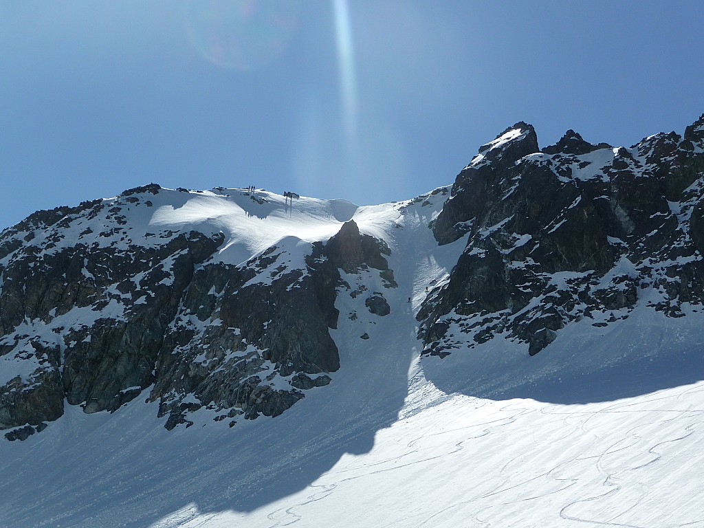 Couloir NO aiguille d'Olle : Nord Ouest de l'aiguille d'Olle: plutôt en neige bêton !