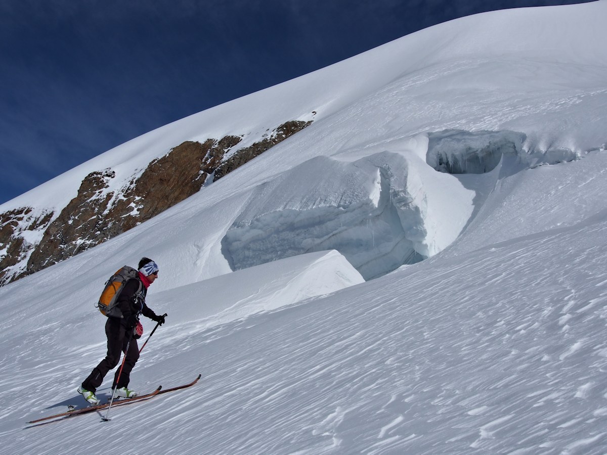 Quelques crevasses : En bordure de l'itinéraire.