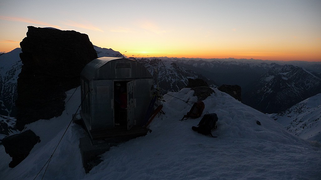 #2 Levé de soleil : sur Pierro Zen Levé de soleil : sur Pierro Zen