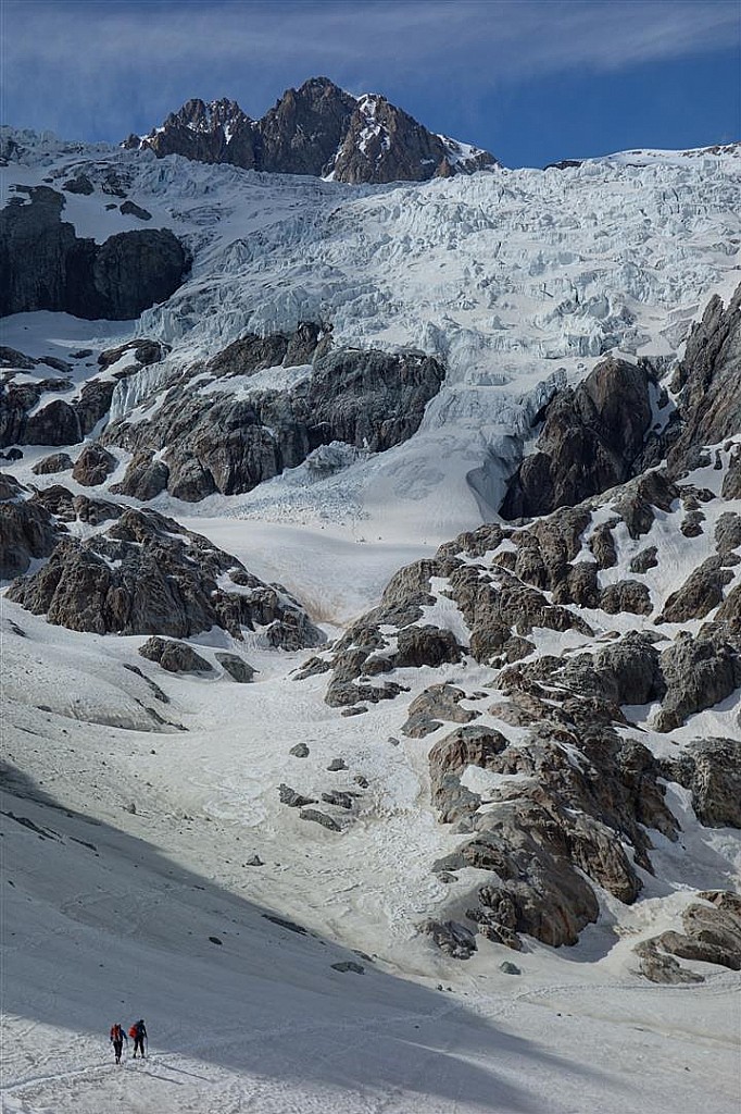 à la montée : sous le refuge du glacier Blanc