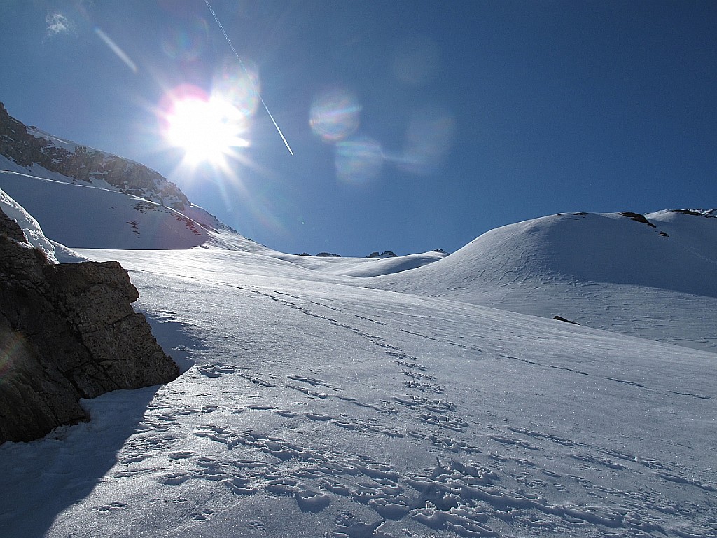 Vallon des Fours.. : Bon enneigement, neige dure..puis petite poudre vers 2800m..