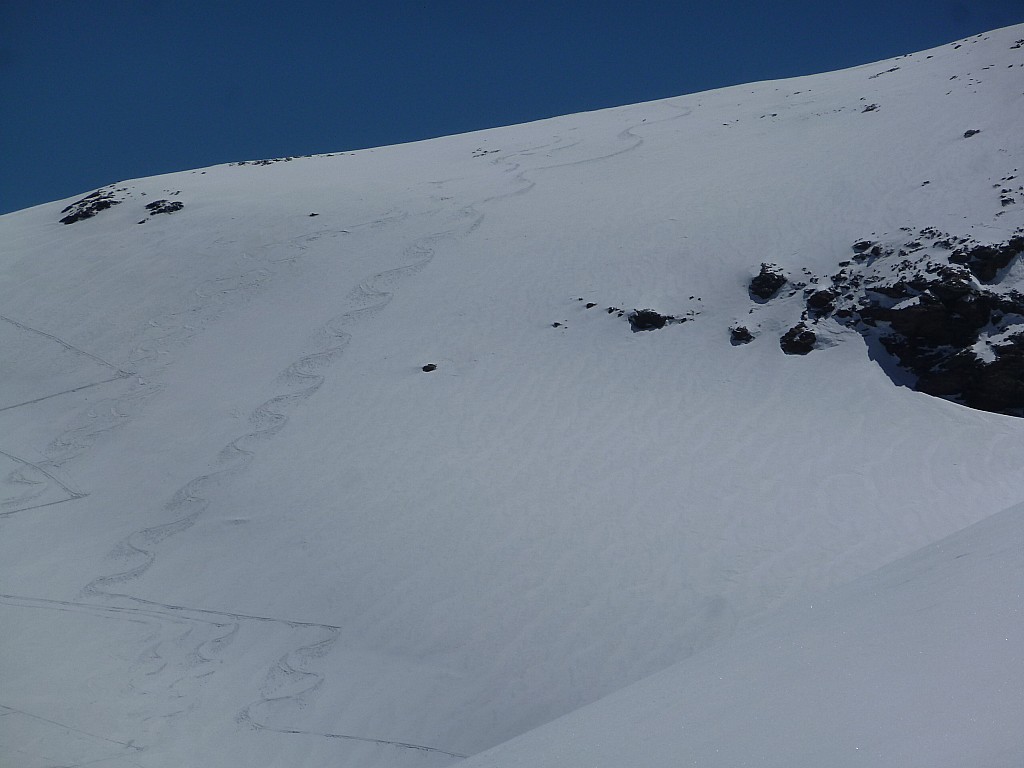 #17 Sommet : Bon ski sous le sommet Sommet : Bon ski sous le sommet