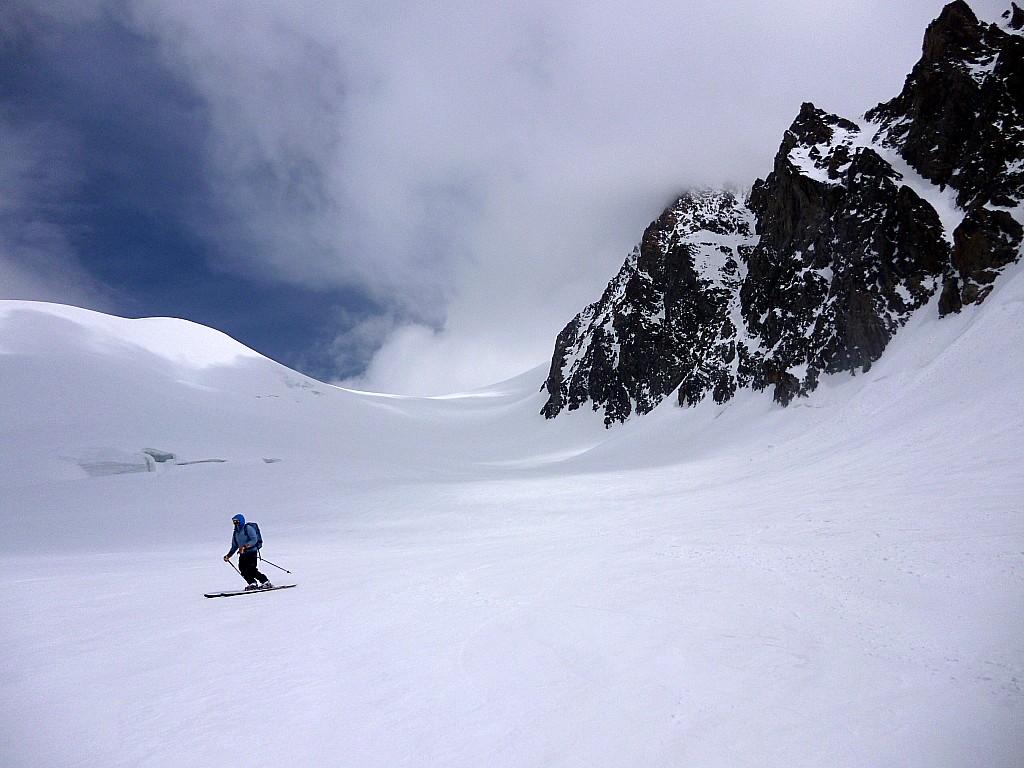 un peu de ski quand même : bon grip, rien à redire. Marion peste contre ses nouvelles chaussures...