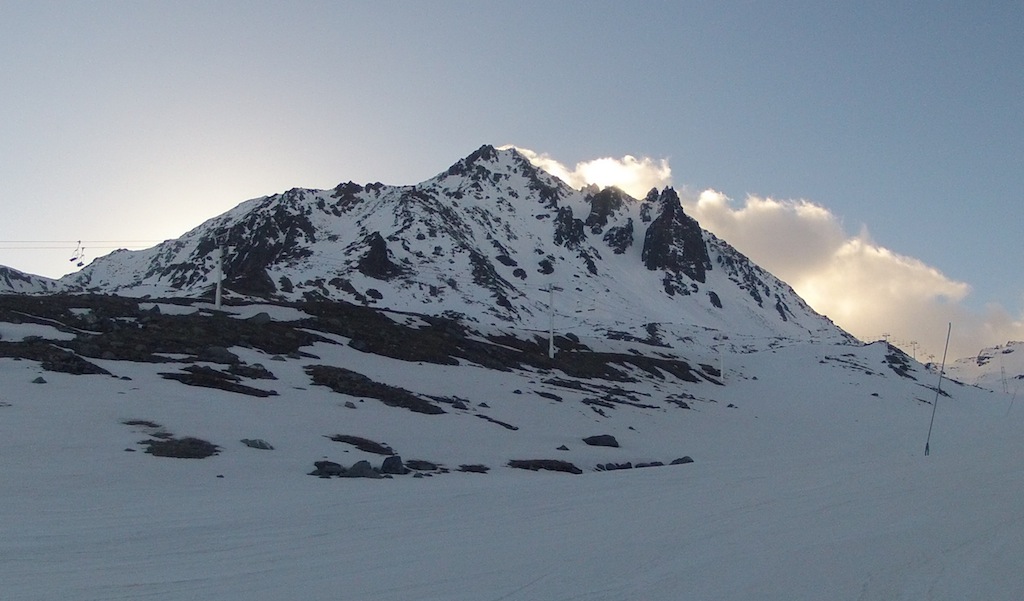 #3 Roc des St Pères : Le couloir de la fin de notre périple vu du parking Roc des St Pères : Le couloir de la fin de notre périple vu du parking