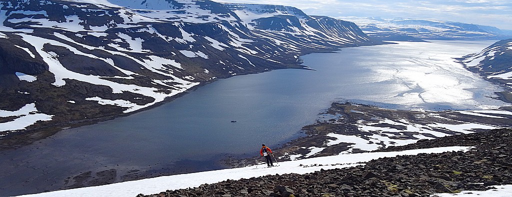 Örvar et Hranfnfjordur