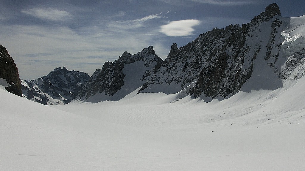 Dome des Ecrins : le glacier Blanc