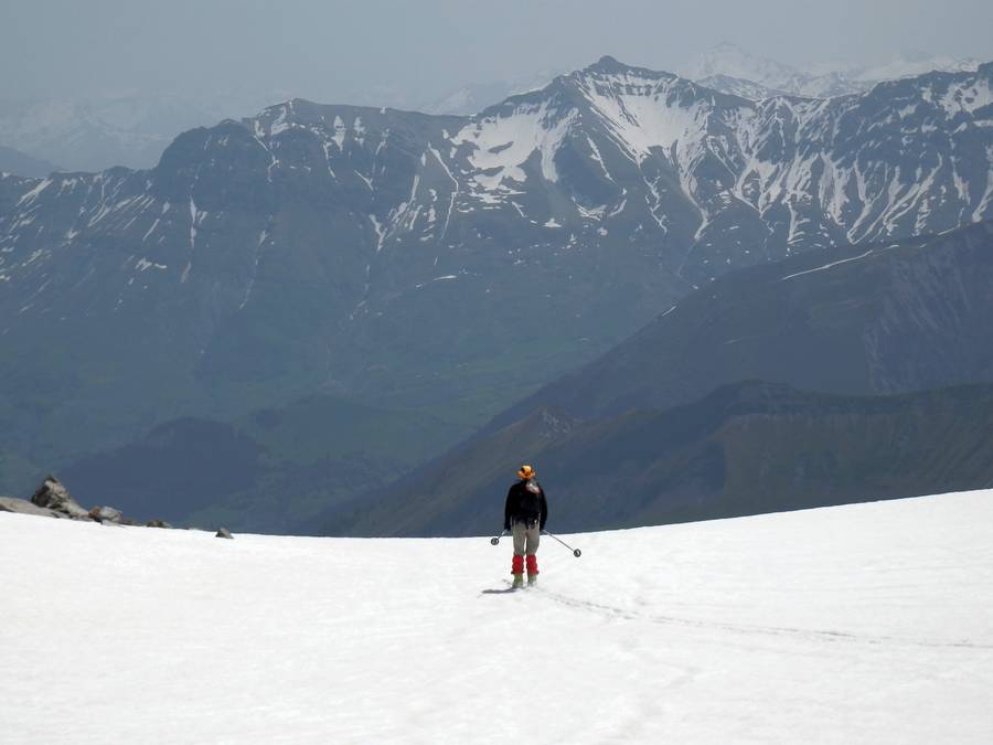 Ski grand large : Superbe vue sur la vallée