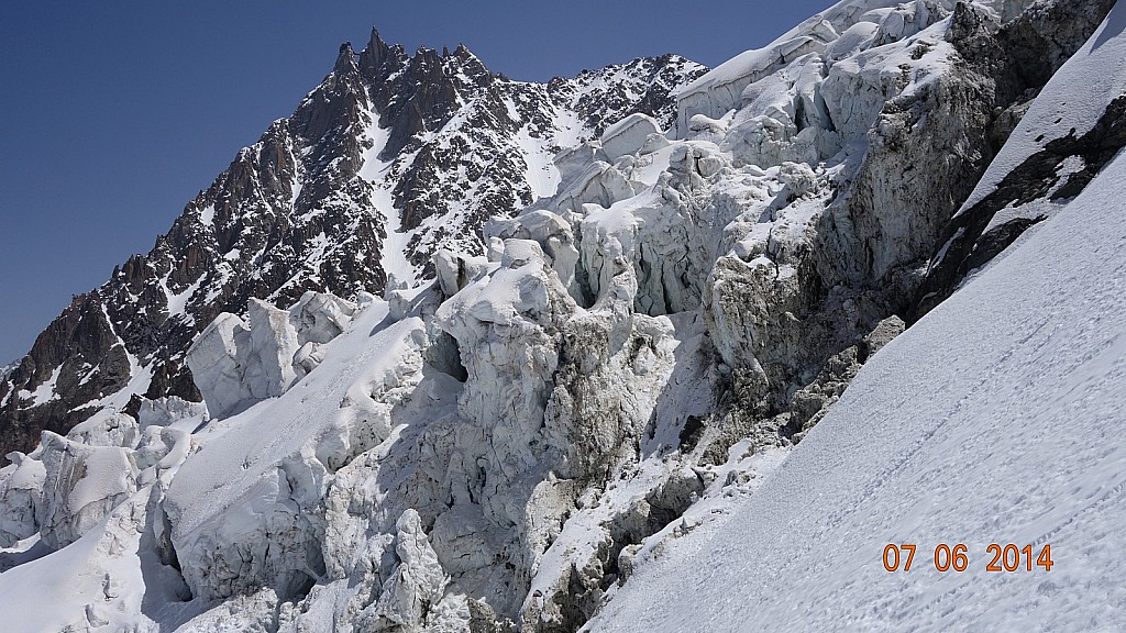 Glacier des Bossons et : Aiguille du Midi